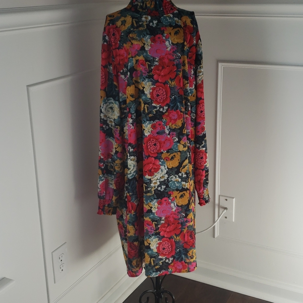 CUBUS High Neck Vintage Inspired Floral Dress